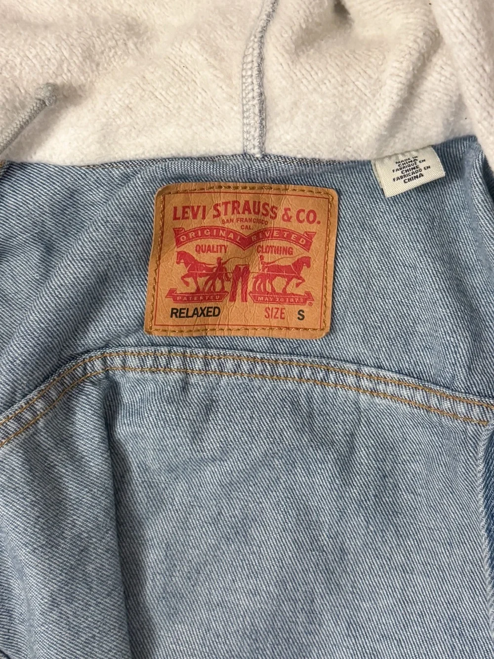 Men’s Levi's Hybrid Hoodie Trucker Denim Gray Sweat Jacket size Small - Picture 7 of 9